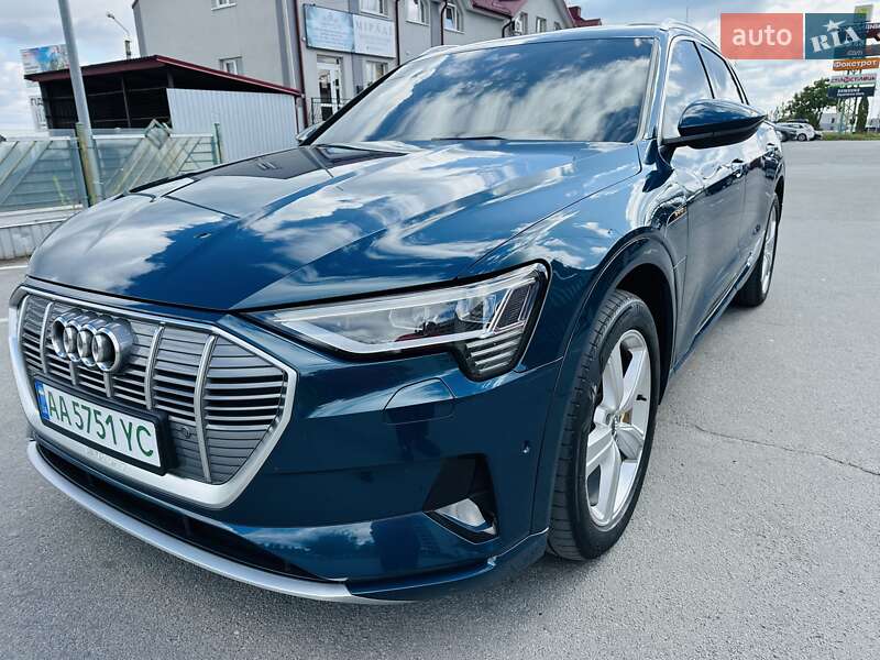 Внедорожник / Кроссовер Audi e-tron 2019 в Тернополе