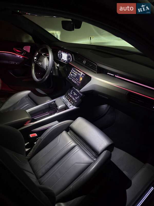 Внедорожник / Кроссовер Audi e-tron 2019 в Одессе фото 10 Внедорожник / Кроссовер Audi e-tron 2019 в Одессе