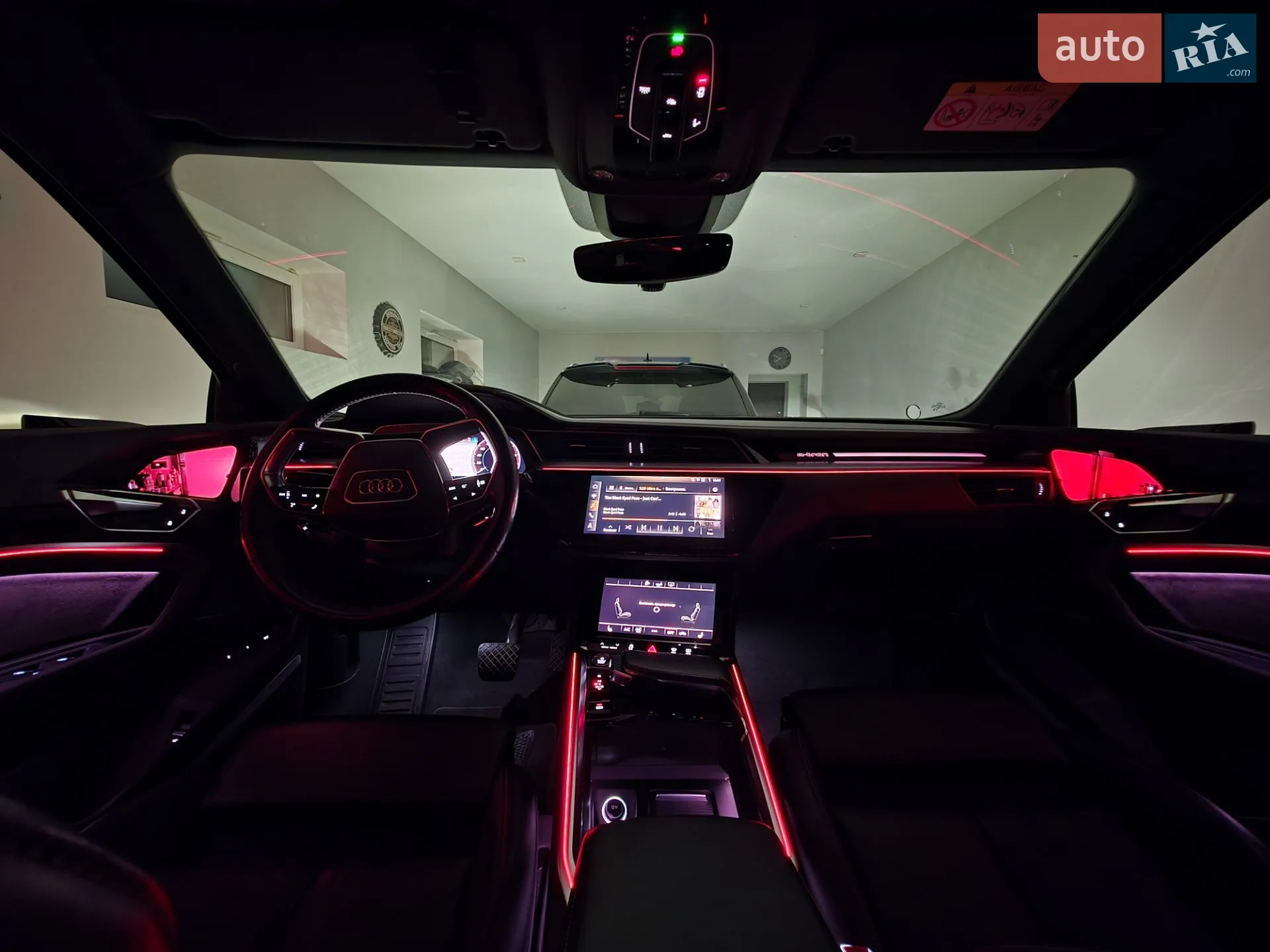 2019 Audi e-tron - мініатюра 14
