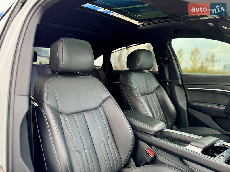 Позашляховик / Кросовер Audi e-tron 2021 в Ужгороді фото 42 Позашляховик / Кросовер Audi e-tron 2021 в Ужгороді