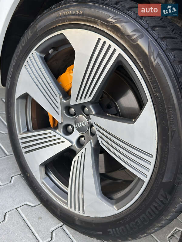 Внедорожник / Кроссовер Audi e-tron 2020 в Черновцах фото 34 Внедорожник / Кроссовер Audi e-tron 2020 в Черновцах