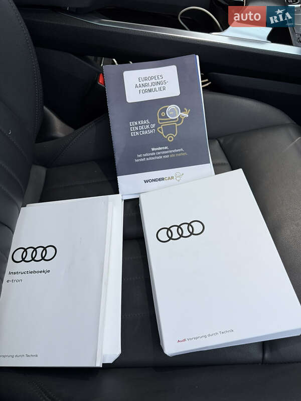 Позашляховик / Кросовер Audi e-tron 2022 в Бердичеві