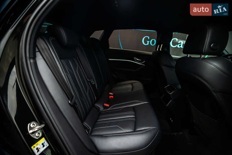 Позашляховик / Кросовер Audi e-tron 2019 в Луцьку