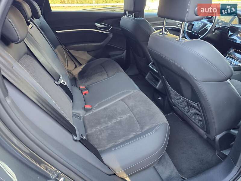 Позашляховик / Кросовер Audi e-tron 2020 в Ковелі фото 58 Позашляховик / Кросовер Audi e-tron 2020 в Ковелі
