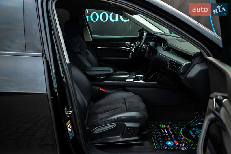 Позашляховик / Кросовер Audi e-tron 2019 в Луцьку фото 42 Позашляховик / Кросовер Audi e-tron 2019 в Луцьку