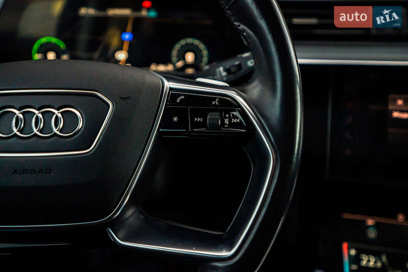 Позашляховик / Кросовер Audi e-tron 2019 в Луцьку фото 73 Позашляховик / Кросовер Audi e-tron 2019 в Луцьку