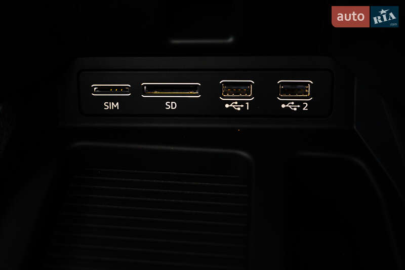 Позашляховик / Кросовер Audi e-tron 2019 в Луцьку фото 79 Позашляховик / Кросовер Audi e-tron 2019 в Луцьку