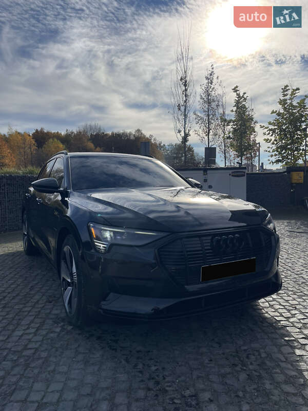 Внедорожник / Кроссовер Audi e-tron 2021 в Львове