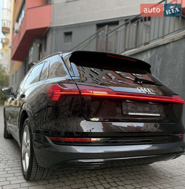 Внедорожник / Кроссовер Audi e-tron 2020 в Львове