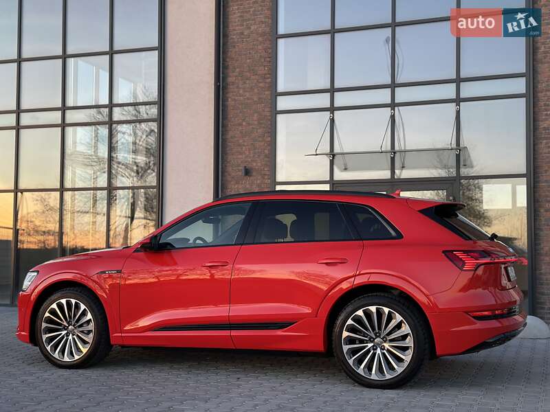 Позашляховик / Кросовер Audi e-tron 2019 в Тернополі фото 23 Позашляховик / Кросовер Audi e-tron 2019 в Тернополі