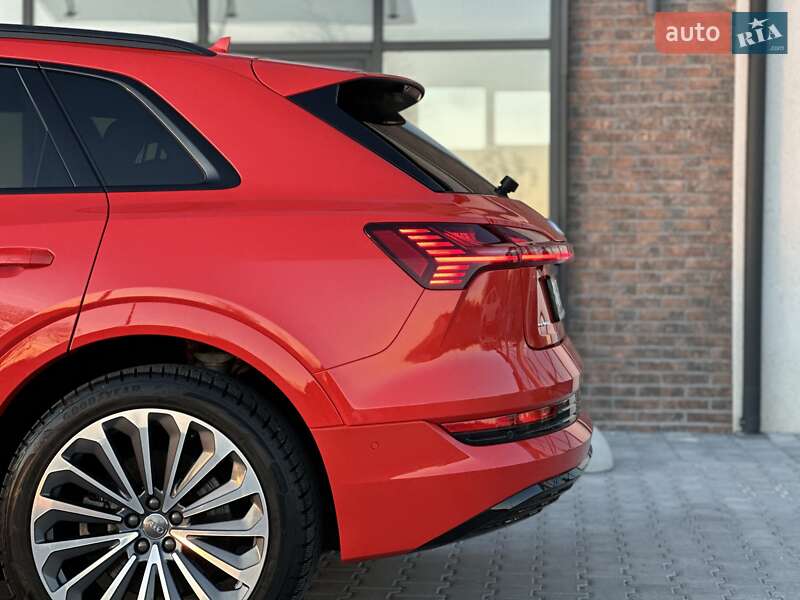 Позашляховик / Кросовер Audi e-tron 2019 в Тернополі фото 39 Позашляховик / Кросовер Audi e-tron 2019 в Тернополі