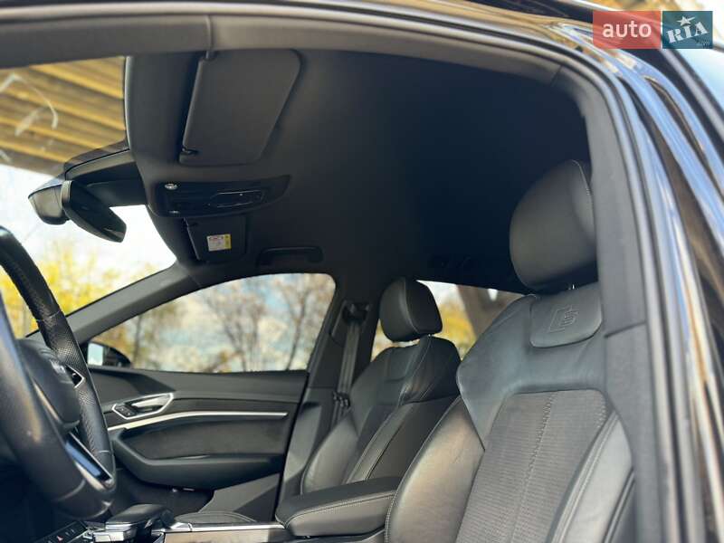 Внедорожник / Кроссовер Audi e-tron 2021 в Днепре