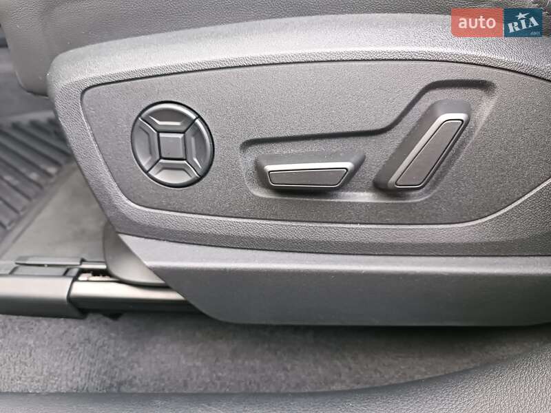 Внедорожник / Кроссовер Audi e-tron 2022 в Киеве