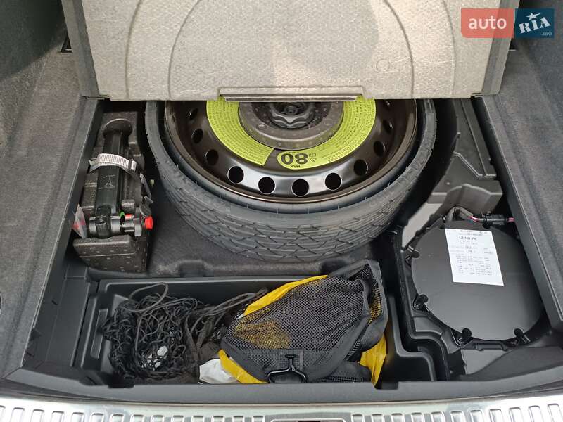 Внедорожник / Кроссовер Audi e-tron 2022 в Киеве