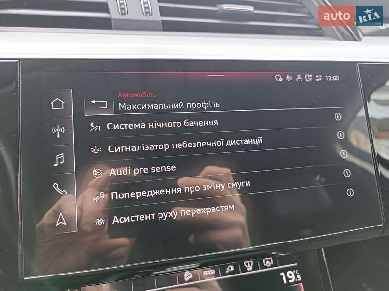 Внедорожник / Кроссовер Audi e-tron 2022 в Киеве