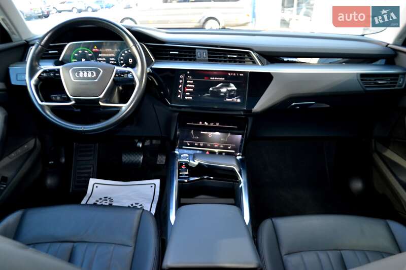 Позашляховик / Кросовер Audi e-tron 2020 в Хмельницькому фото 56 Позашляховик / Кросовер Audi e-tron 2020 в Хмельницькому