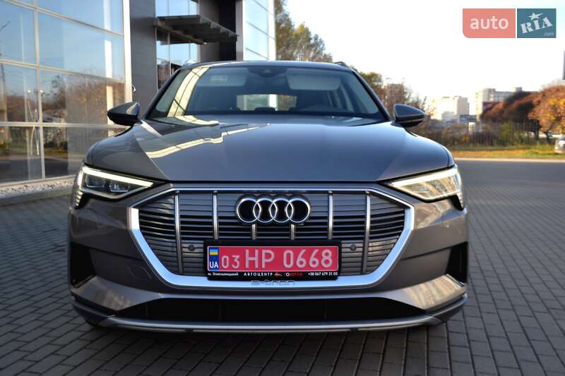Позашляховик / Кросовер Audi e-tron 2020 в Хмельницькому фото 110 Позашляховик / Кросовер Audi e-tron 2020 в Хмельницькому