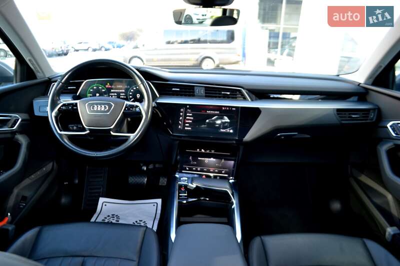 Позашляховик / Кросовер Audi e-tron 2020 в Хмельницькому фото 119 Позашляховик / Кросовер Audi e-tron 2020 в Хмельницькому