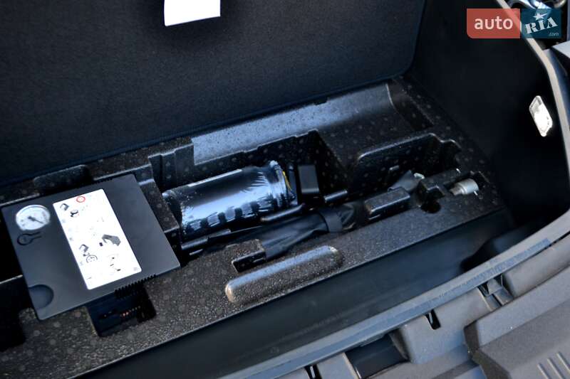 Позашляховик / Кросовер Audi e-tron 2020 в Хмельницькому фото 227 Позашляховик / Кросовер Audi e-tron 2020 в Хмельницькому