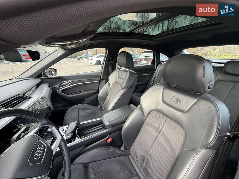 Позашляховик / Кросовер Audi e-tron 2021 в Львові фото 18 Позашляховик / Кросовер Audi e-tron 2021 в Львові