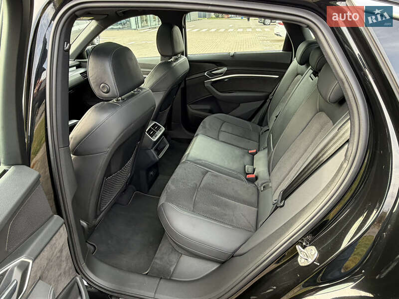 Позашляховик / Кросовер Audi e-tron 2021 в Львові фото 19 Позашляховик / Кросовер Audi e-tron 2021 в Львові