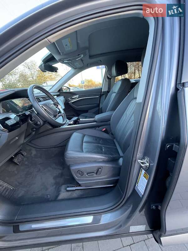 Позашляховик / Кросовер Audi e-tron 2020 в Львові