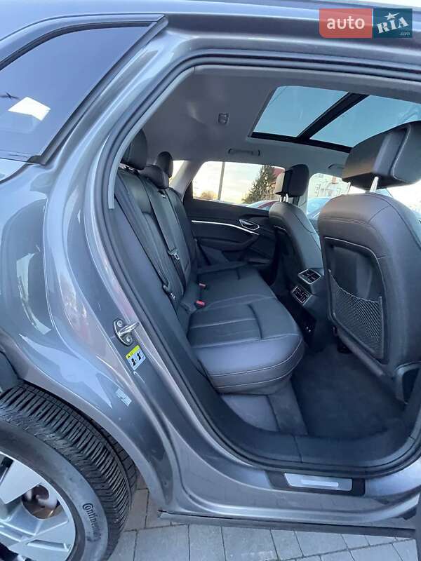 Позашляховик / Кросовер Audi e-tron 2020 в Львові