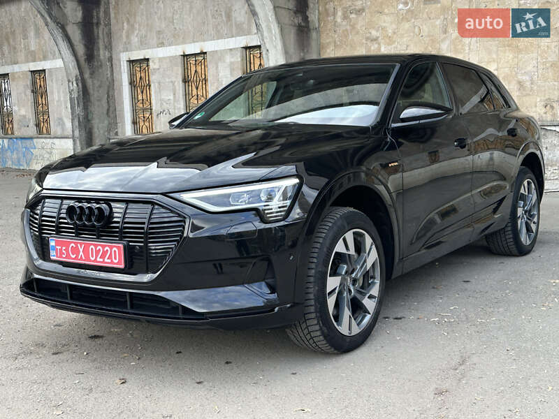 Позашляховик / Кросовер Audi e-tron 2019 в Івано-Франківську