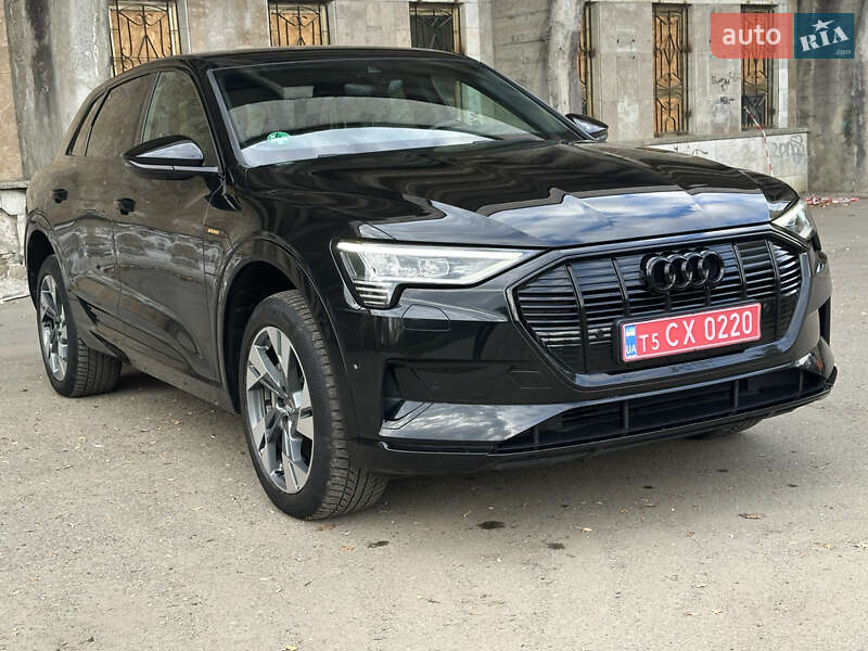 Позашляховик / Кросовер Audi e-tron 2019 в Івано-Франківську