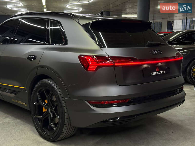 Внедорожник / Кроссовер Audi e-tron 2019 в Одессе фото 18 Внедорожник / Кроссовер Audi e-tron 2019 в Одессе