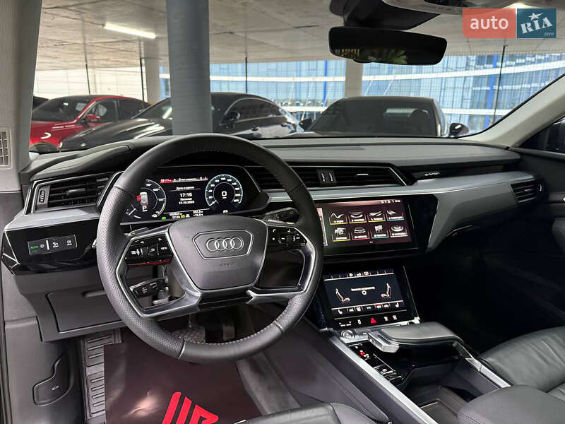 Внедорожник / Кроссовер Audi e-tron 2019 в Одессе фото 21 Внедорожник / Кроссовер Audi e-tron 2019 в Одессе
