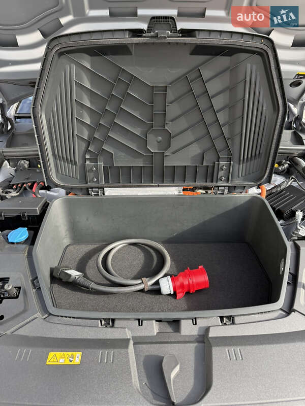 Внедорожник / Кроссовер Audi e-tron 2021 в Дрогобыче