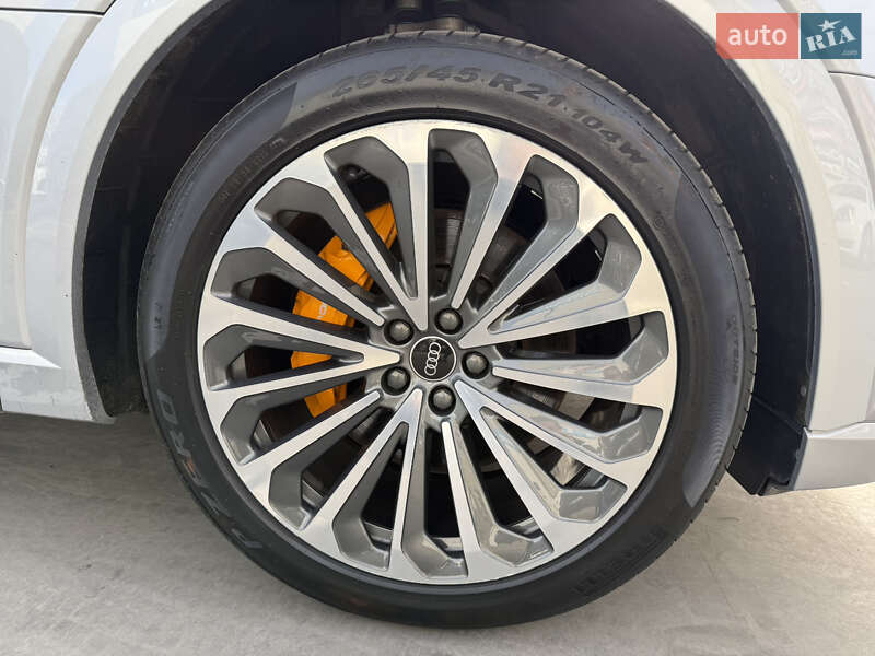 Внедорожник / Кроссовер Audi e-tron 2021 в Дрогобыче