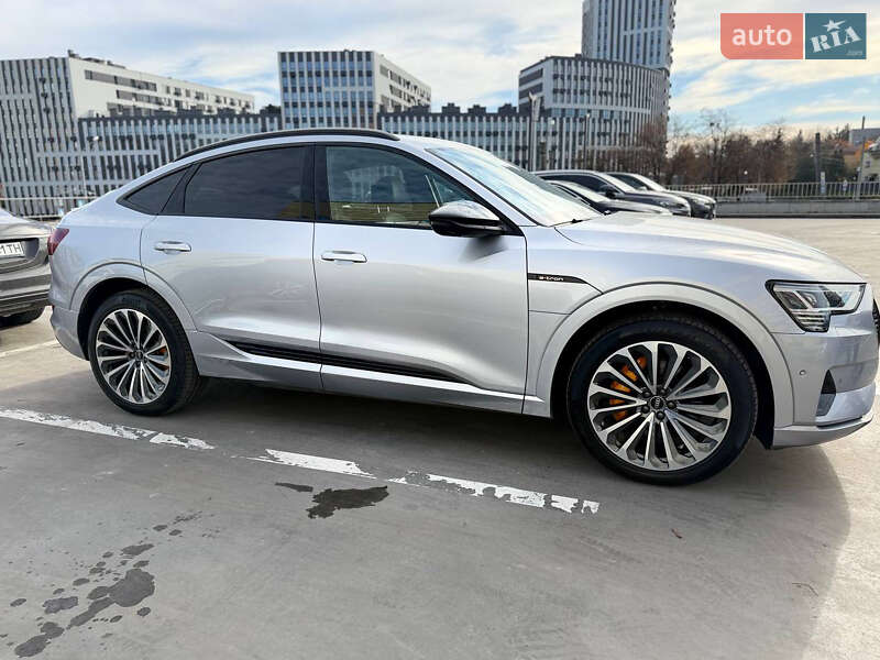 Внедорожник / Кроссовер Audi e-tron 2021 в Дрогобыче