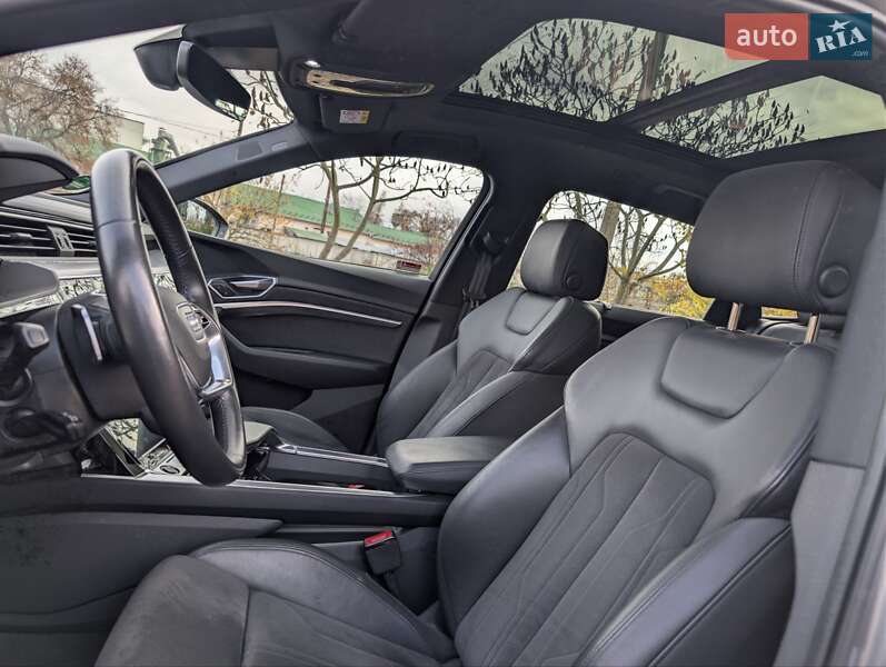 Позашляховик / Кросовер Audi e-tron 2020 в Тернополі