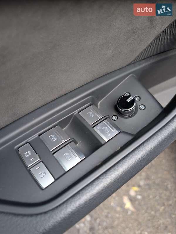 Позашляховик / Кросовер Audi e-tron 2020 в Тернополі