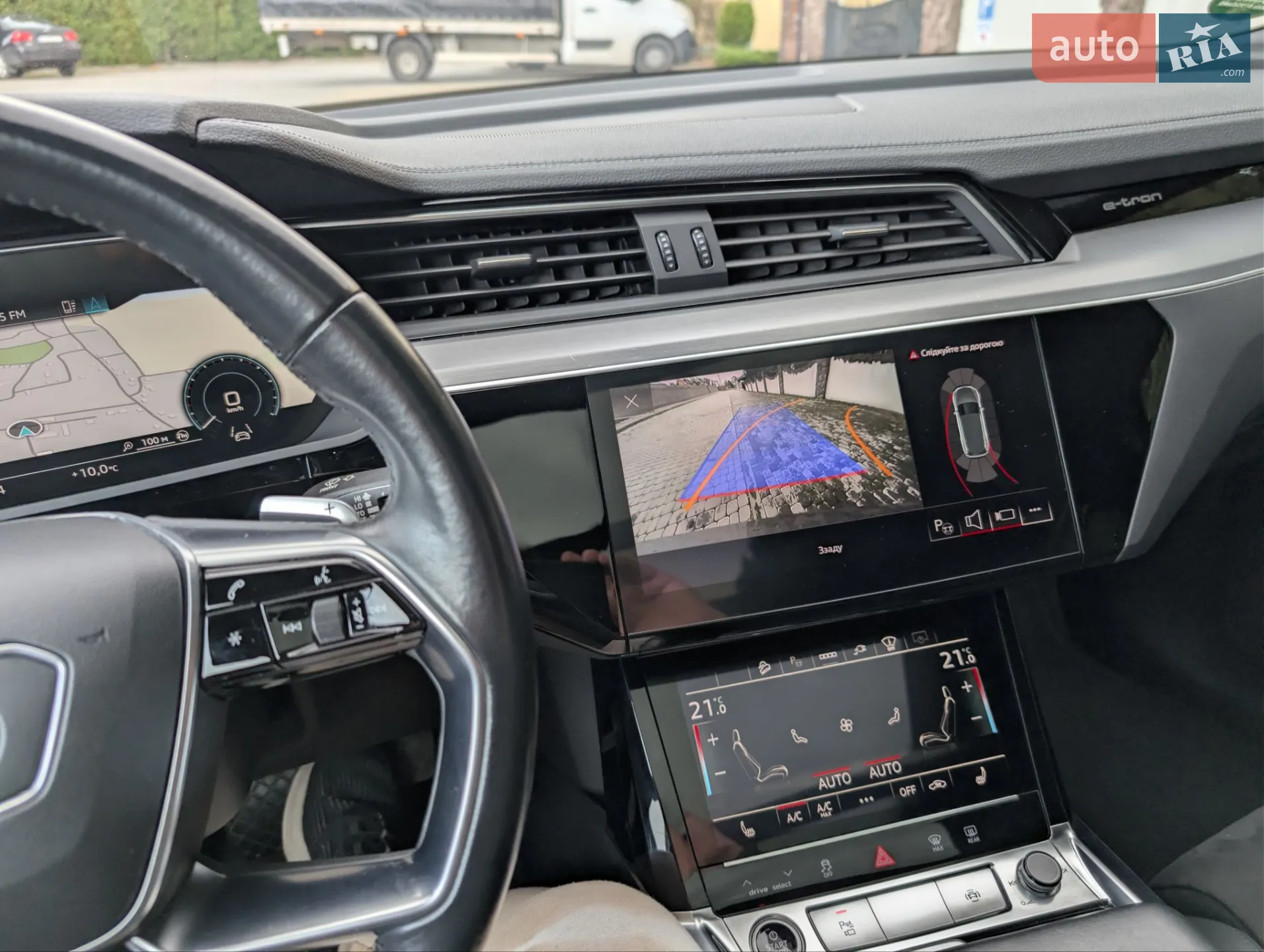 2020 Audi e-tron - мініатюра 20