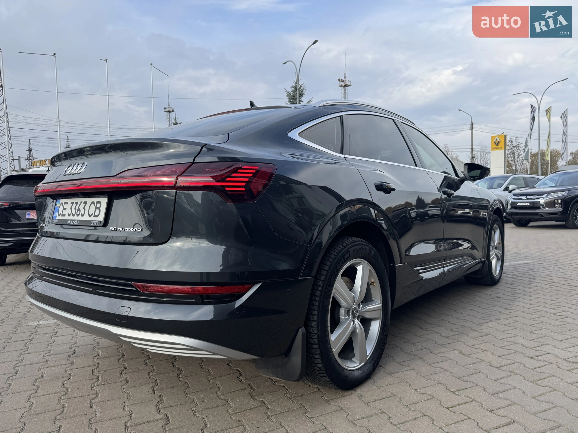 2020 Audi e-tron - мініатюра 12