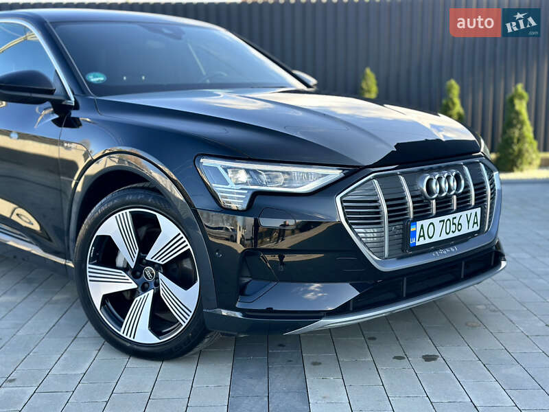 Внедорожник / Кроссовер Audi e-tron 2021 в Ужгороде