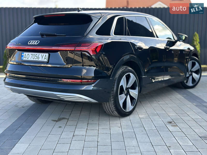 Внедорожник / Кроссовер Audi e-tron 2021 в Ужгороде