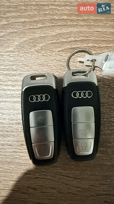 Позашляховик / Кросовер Audi e-tron 2019 в Києві