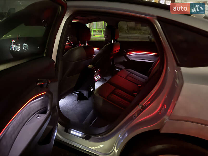 Внедорожник / Кроссовер Audi e-tron 2021 в Дрогобыче