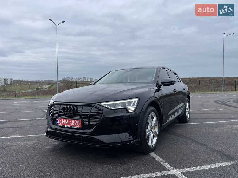 Позашляховик / Кросовер Audi e-tron 2023 в Рівному фото 2 Позашляховик / Кросовер Audi e-tron 2023 в Рівному