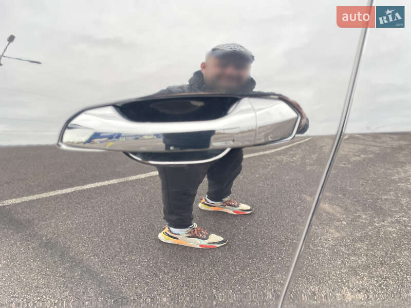 Позашляховик / Кросовер Audi e-tron 2023 в Рівному фото 21 Позашляховик / Кросовер Audi e-tron 2023 в Рівному