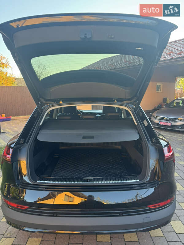 Позашляховик / Кросовер Audi e-tron 2022 в Мукачевому фото 40 Позашляховик / Кросовер Audi e-tron 2022 в Мукачевому