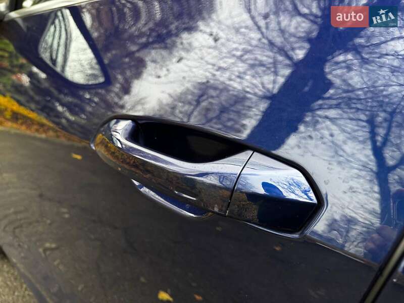 Позашляховик / Кросовер Audi e-tron 2020 в Києві