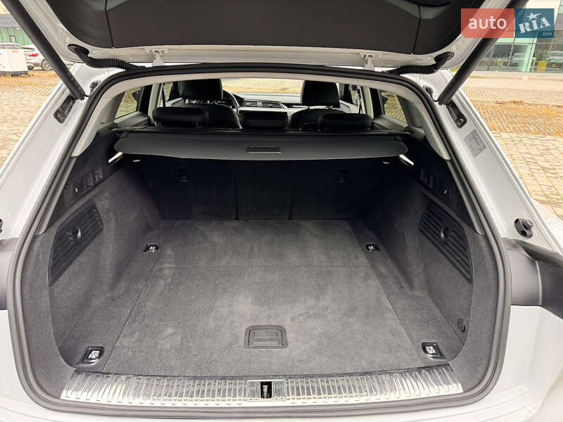 Позашляховик / Кросовер Audi e-tron 2023 в Хмельницькому фото 37 Позашляховик / Кросовер Audi e-tron 2023 в Хмельницькому