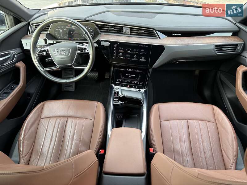 Внедорожник / Кроссовер Audi e-tron 2021 в Ирпене фото 13 Внедорожник / Кроссовер Audi e-tron 2021 в Ирпене