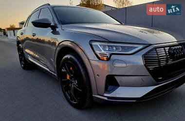 Позашляховик / Кросовер Audi e-tron 2021 в Одесі