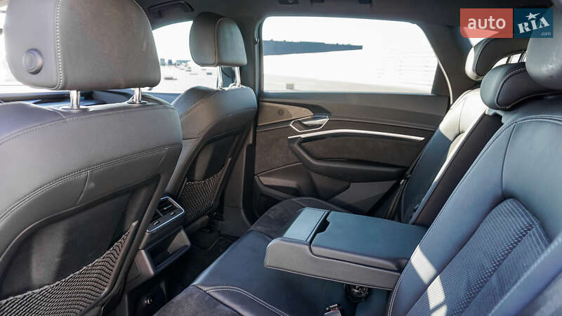 Внедорожник / Кроссовер Audi e-tron 2021 в Львове фото 30 Внедорожник / Кроссовер Audi e-tron 2021 в Львове